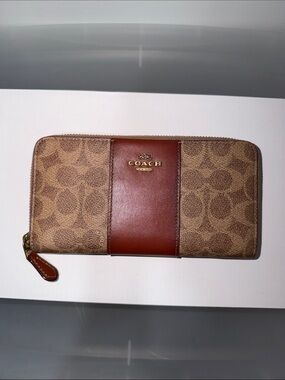 Coach Zip-Around Signature Wallet in Brown and Tan